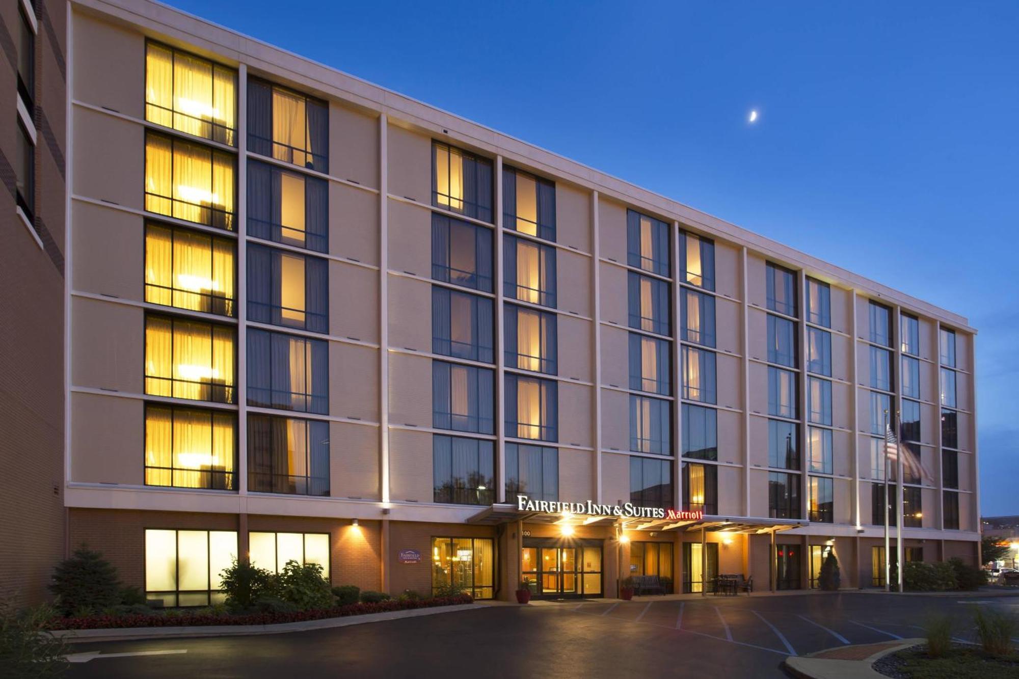 Fairfield Inn & Suites Louisville Downtown Eksteriør billede