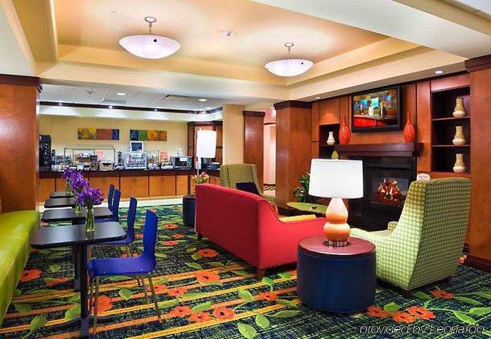 Fairfield Inn & Suites Louisville Downtown Eksteriør billede